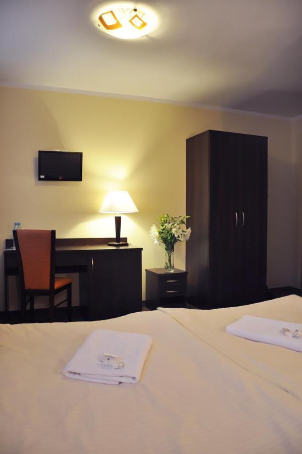 Hotel Pojezierze Szczecinek Szoba fotó